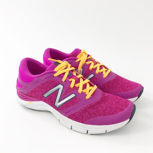 new balance women's 711
